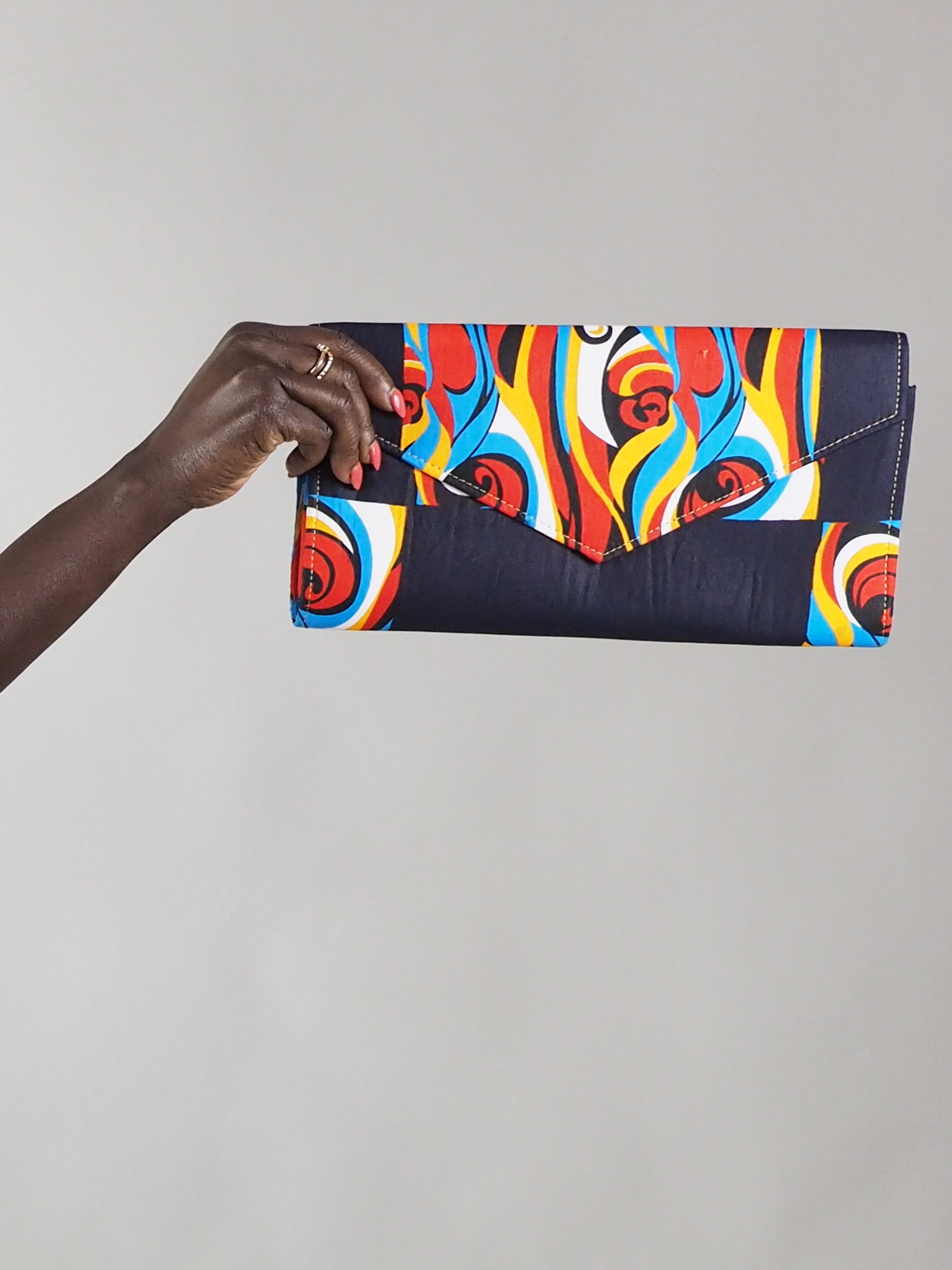 HANDMADE AFRICAN PRINT TAILA CLUTCH BAG - Afreekline